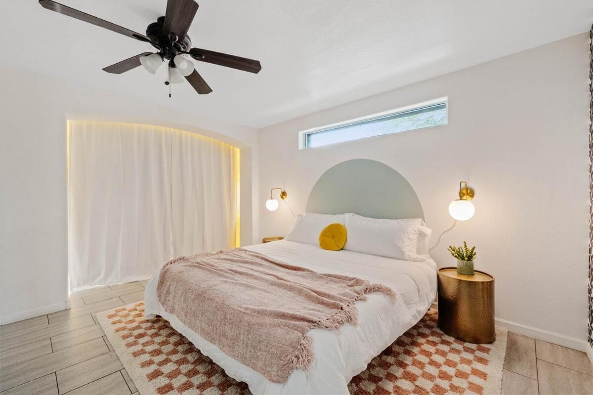 Rumah liburan Heated Pool Game Room, Mountain Views *